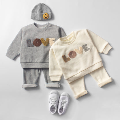 Children's Clothing Boys Sweater Suit Beige Colored Wool Material LOVE Towel Embroidery Baby Baby Clothes Two Pieces